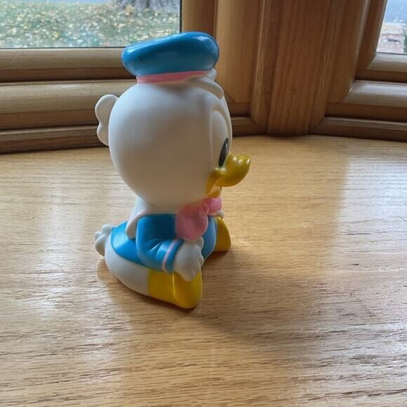1984 Disney Plastic Squeaker Baby Donald Duck Vintage - Picture 4 of 7